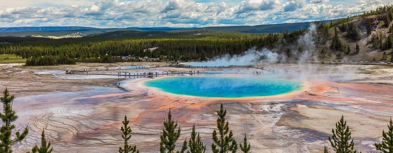 Places to Avoid for Your Safety in Yellowstone National Park